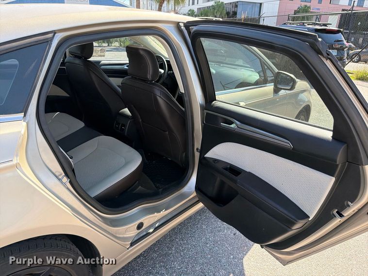 image for item DV7406 2019 Ford Fusion 