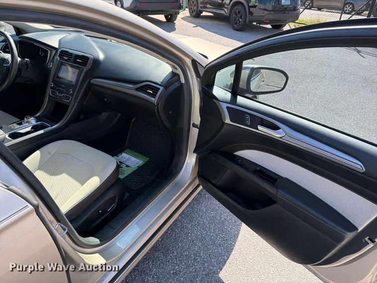 image for item DV7406 2019 Ford Fusion 
