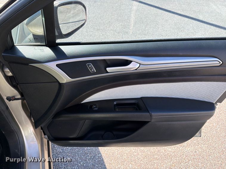 image for item DV7406 2019 Ford Fusion 