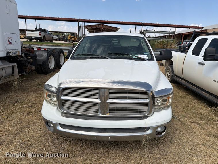 image for item DV8612 2003 Dodge Ram 2500 Crew Cab pickup truck