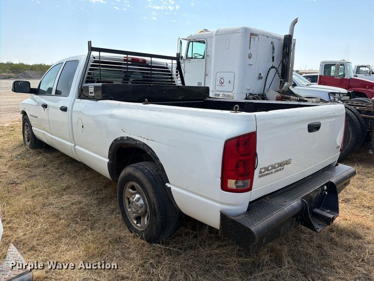 image for item DV8612 2003 Dodge Ram 2500 Crew Cab pickup truck