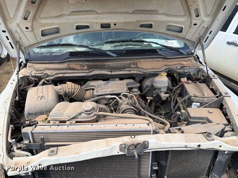 image for item DV8612 2003 Dodge Ram 2500 Crew Cab pickup truck