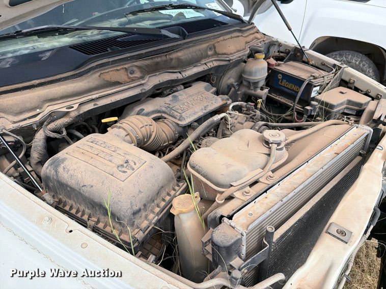 image for item DV8612 2003 Dodge Ram 2500 Crew Cab pickup truck
