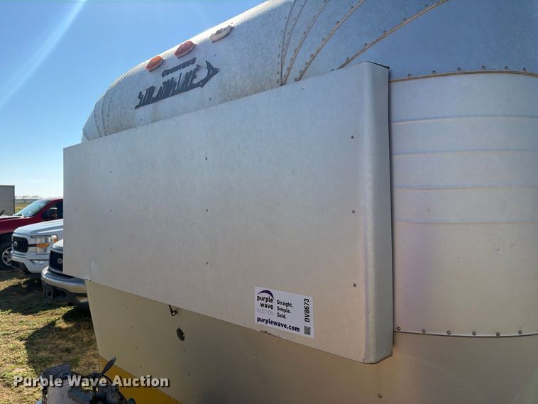 image for item DV8673 1970 Streamline Regency camper
