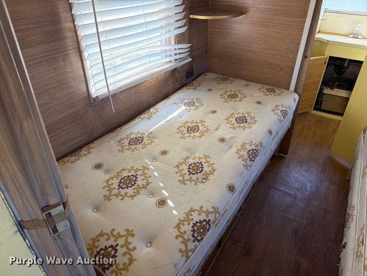 image for item DV8673 1970 Streamline Regency camper