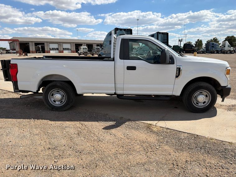 image for item DV8737 2021 Ford F-250 pickup truck