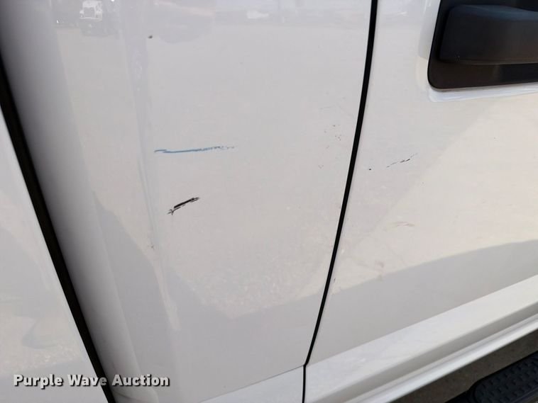 image for item DV8737 2021 Ford F-250 pickup truck