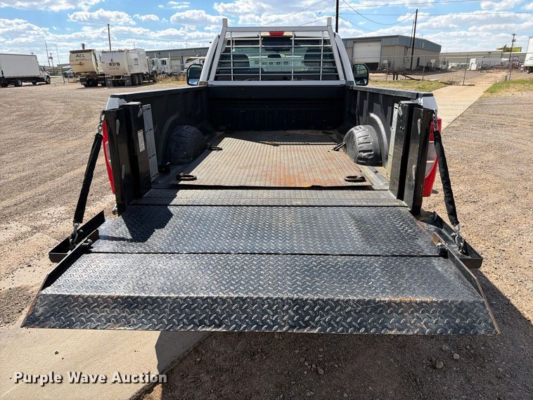 image for item DV8737 2021 Ford F-250 pickup truck