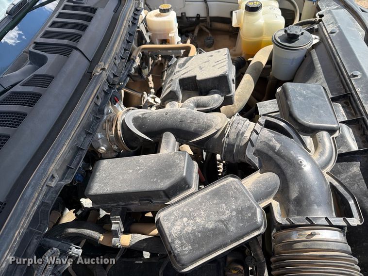 image for item DV8737 2021 Ford F-250 pickup truck