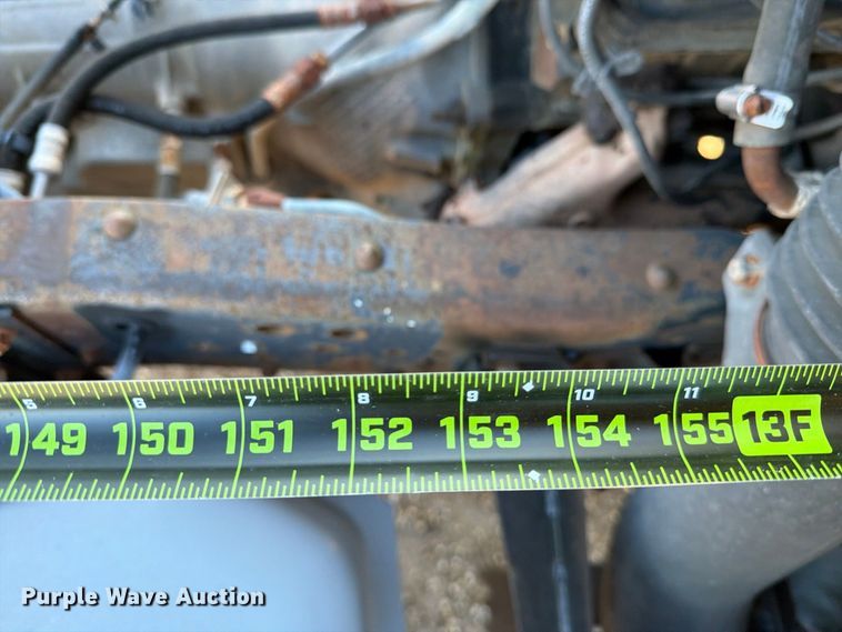 image for item DV8743 1994 Chevrolet Tiltmaster W4 truck cab and chassis