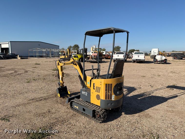 image for item DV8745 AGT industrial H12 mini excavator