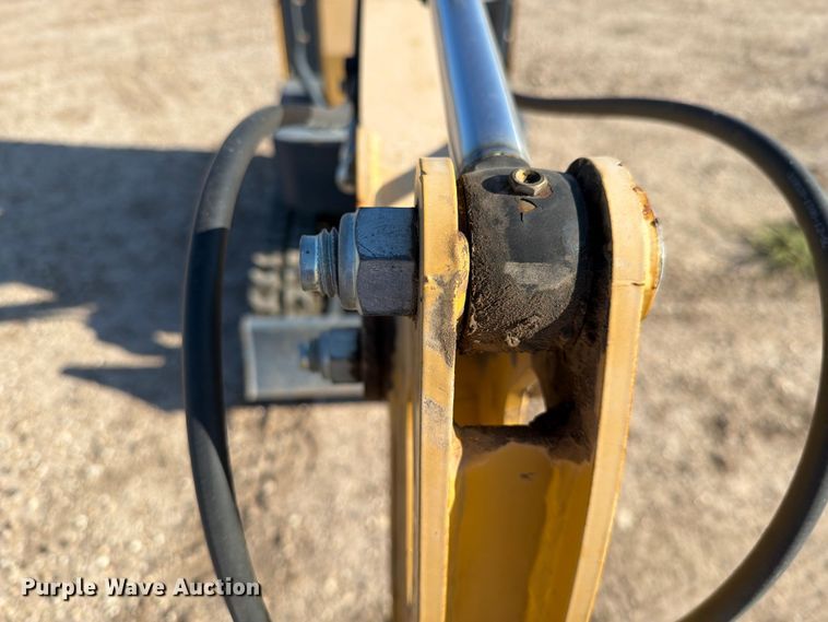 image for item DV8745 AGT industrial H12 mini excavator