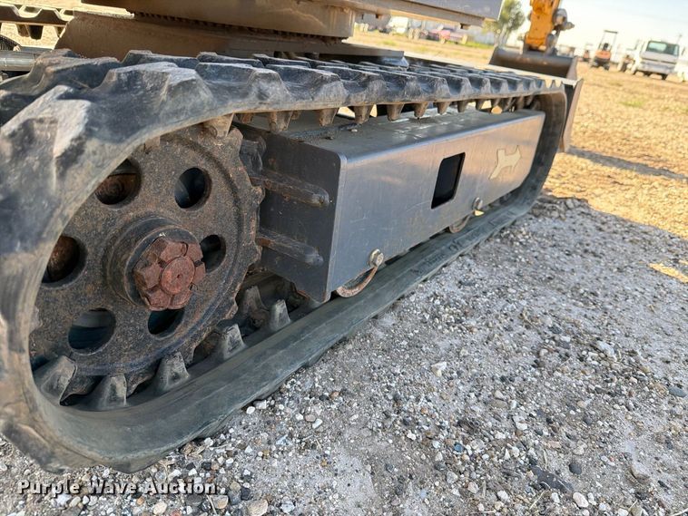 image for item DV8745 AGT industrial H12 mini excavator