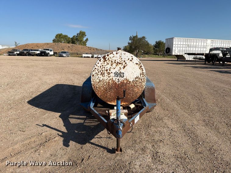 image for item DV8746 fuel trailer
