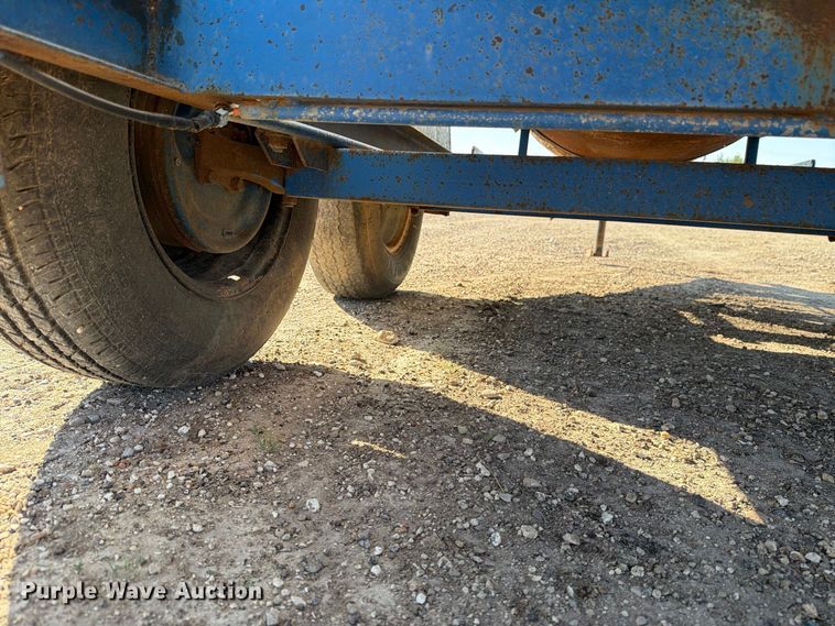 image for item DV8746 fuel trailer