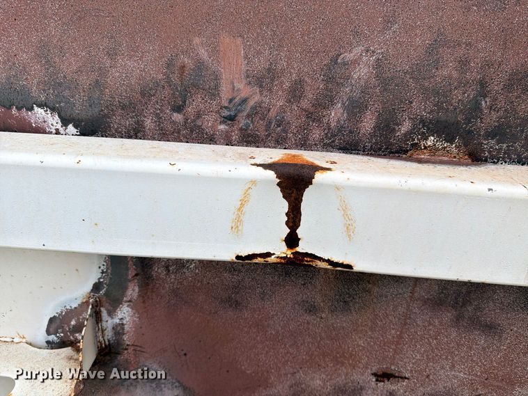 image for item DV8747 Roll offs roll off container