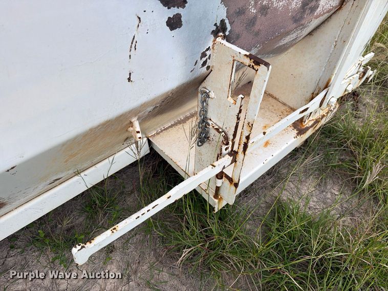 image for item DV8747 Roll offs roll off container