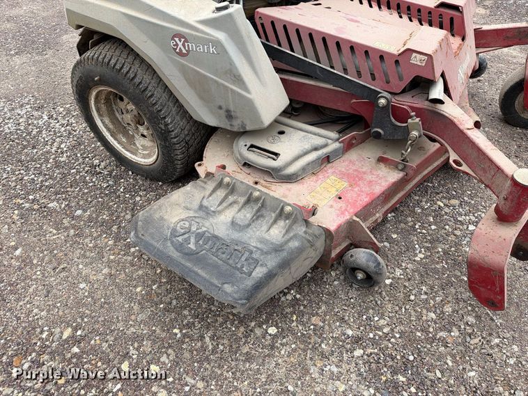 image for item DZ4957 eXmark Staris S-Series ZTR lawn mower