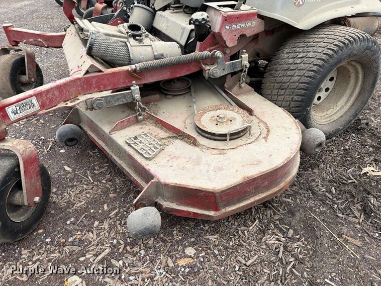 image for item DZ4960 (4) eXmark Lazer Z S-Series ZTR lawn mowers
