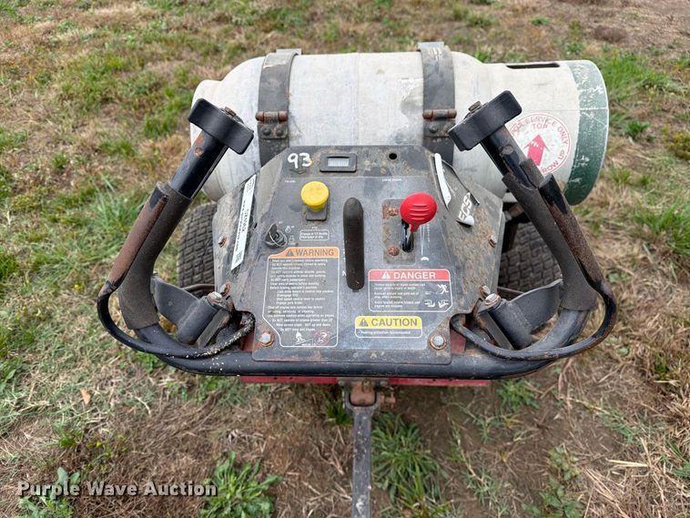 image for item DZ4962 2014 eXmark Turf Tracer X-Series lawn mower