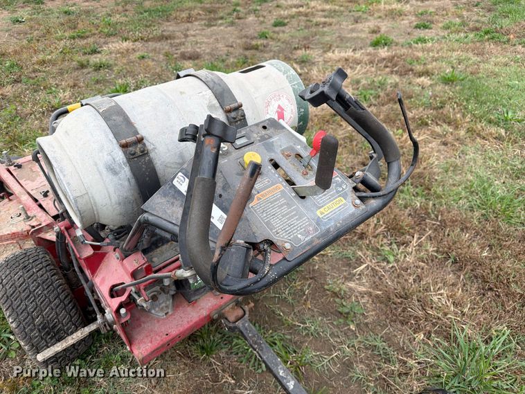 image for item DZ4962 2014 eXmark Turf Tracer X-Series lawn mower