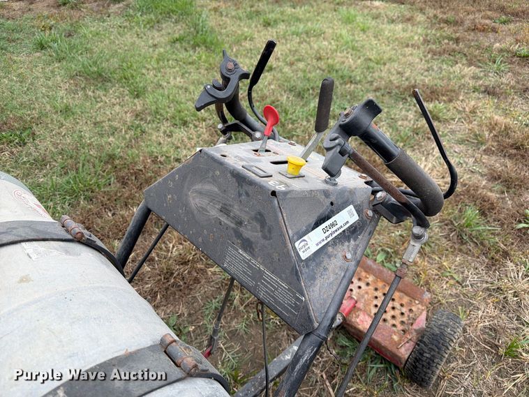 image for item DZ4962 2014 eXmark Turf Tracer X-Series lawn mower
