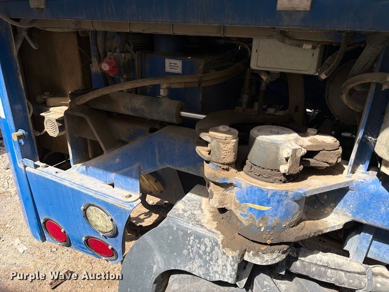 image for item EA7405 2018 Moffet PB 55.3 forklift
