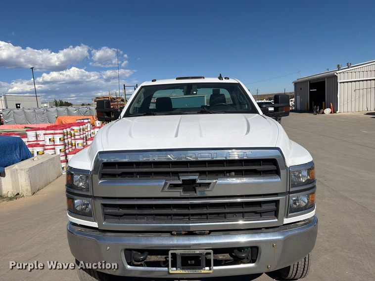 image for item ED0071 2019 Chevrolet Silverado 5500 truck cab and chassis