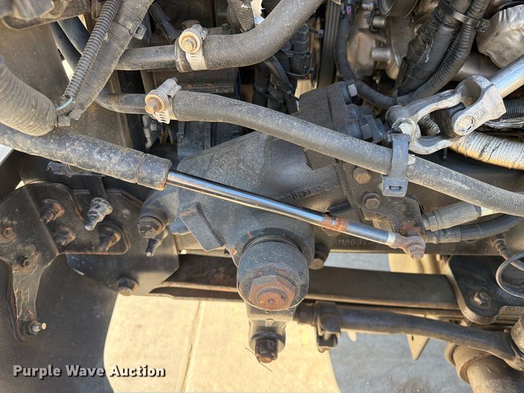 image for item ED0071 2019 Chevrolet Silverado 5500 truck cab and chassis
