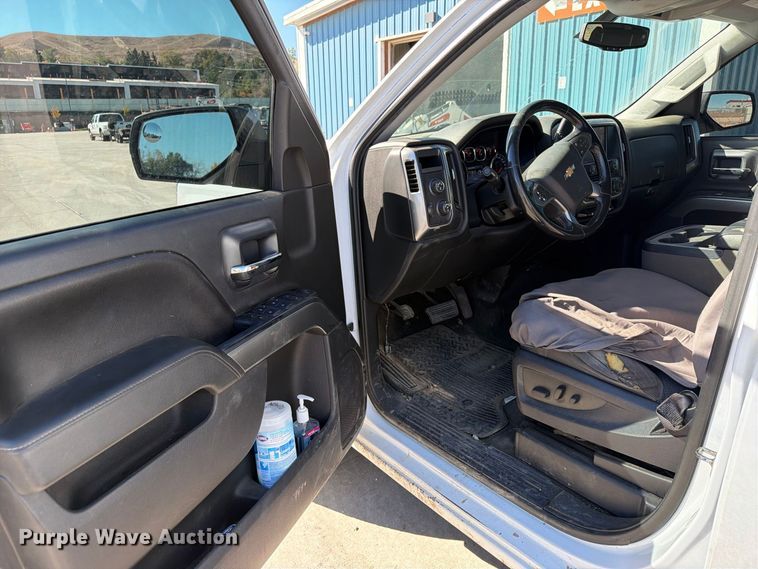image for item ED0072 2014 Chevrolet Silverado 1500 Crew Cab pickup truck