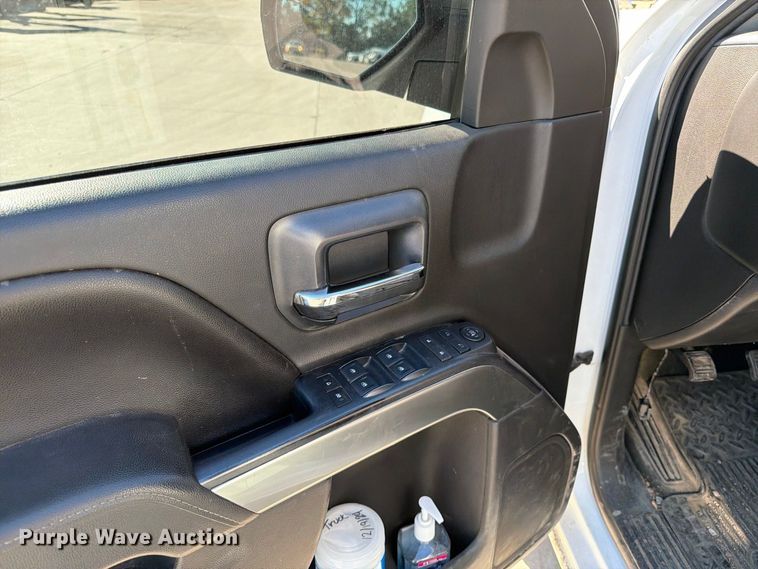 image for item ED0072 2014 Chevrolet Silverado 1500 Crew Cab pickup truck