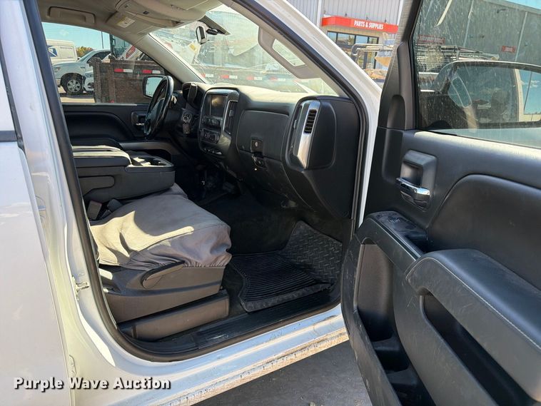 image for item ED0072 2014 Chevrolet Silverado 1500 Crew Cab pickup truck