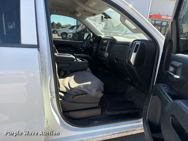 image for item ED0072 2014 Chevrolet Silverado 1500 Crew Cab pickup truck