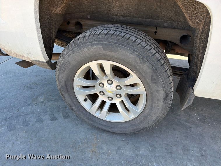 image for item ED0072 2014 Chevrolet Silverado 1500 Crew Cab pickup truck
