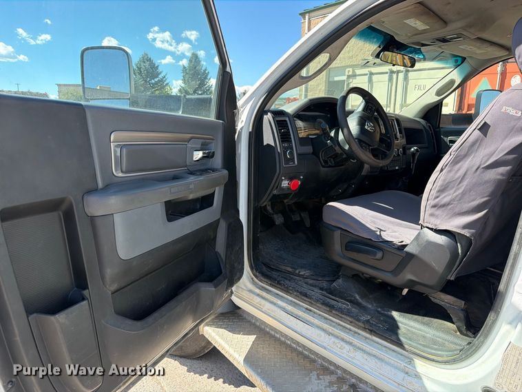 image for item ED0073 2017 RAM 5500 truck cab and chassis