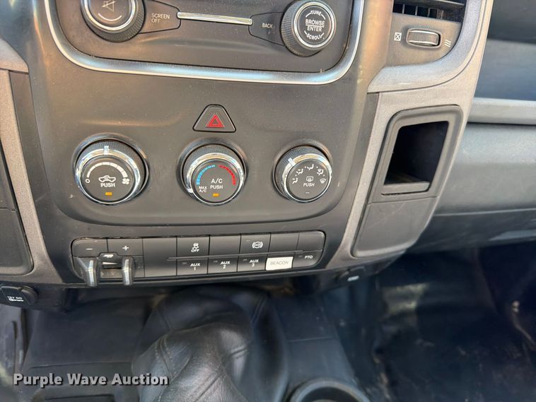 image for item ED0073 2017 RAM 5500 truck cab and chassis