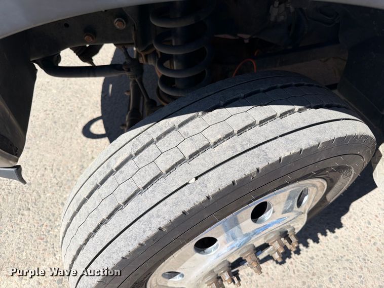 image for item ED0073 2017 RAM 5500 truck cab and chassis