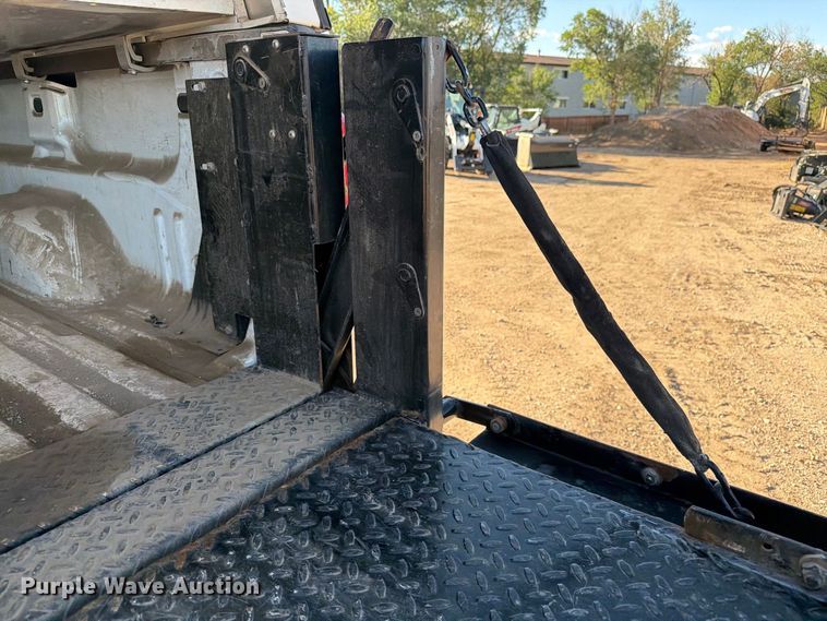 image for item ED0216 2017 Chevrolet Silverado 2500HD Ext. Cab pickup truck