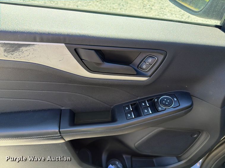 image for item EF1455 2022 Ford Escape SUV