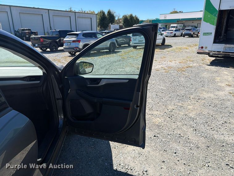 image for item EF1455 2022 Ford Escape SUV