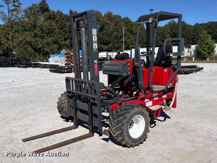 image for item EF1460 2006 Moffett M55P forklift