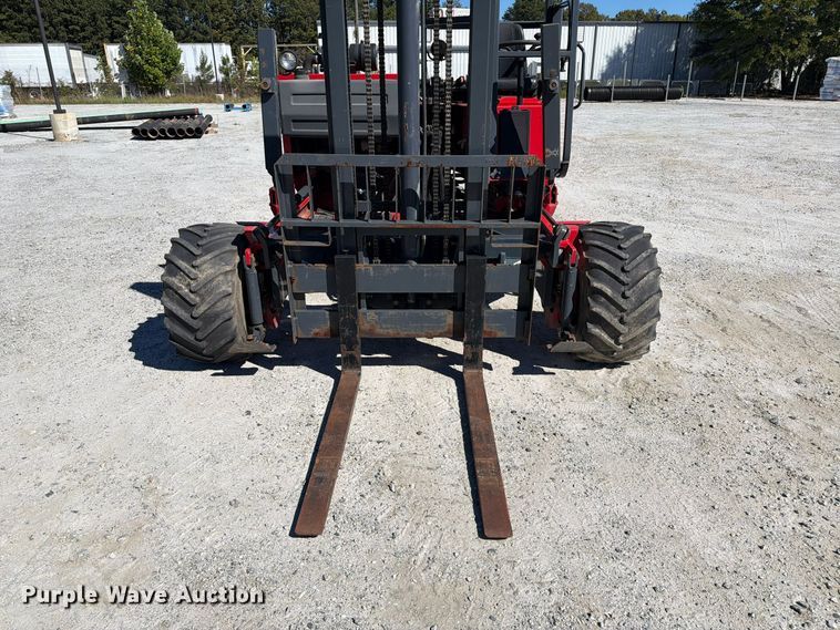 image for item EF1460 2006 Moffett M55P forklift
