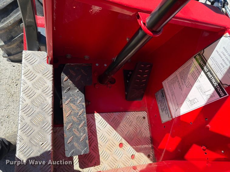 image for item EF1460 2006 Moffett M55P forklift