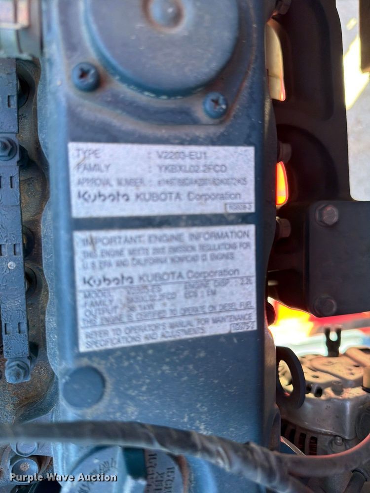 image for item EF1460 2006 Moffett M55P forklift