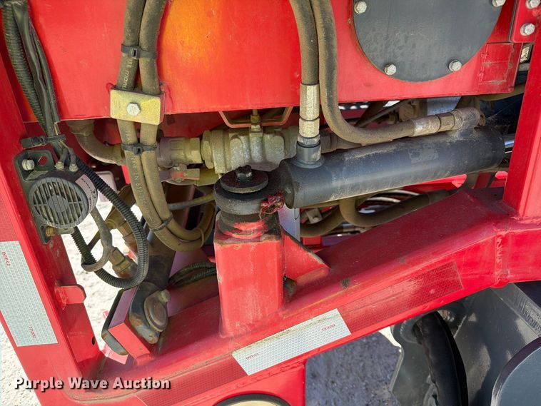 image for item EF1460 2006 Moffett M55P forklift