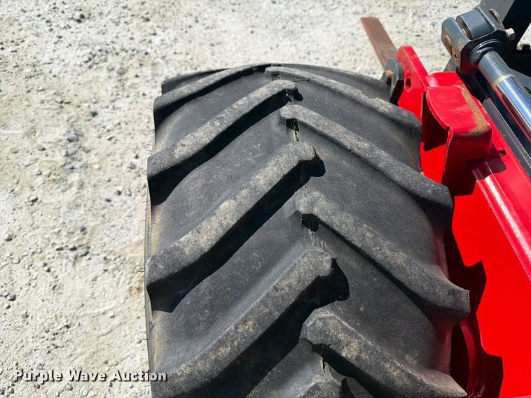 image for item EF1460 2006 Moffett M55P forklift