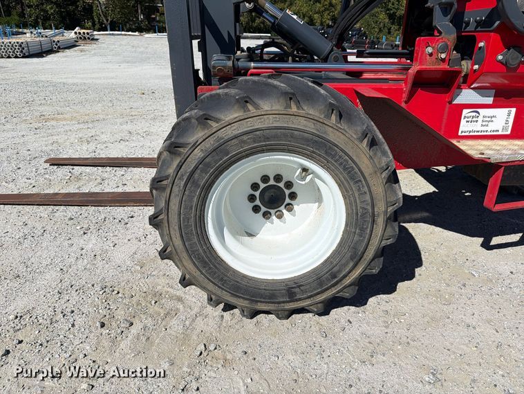 image for item EF1460 2006 Moffett M55P forklift