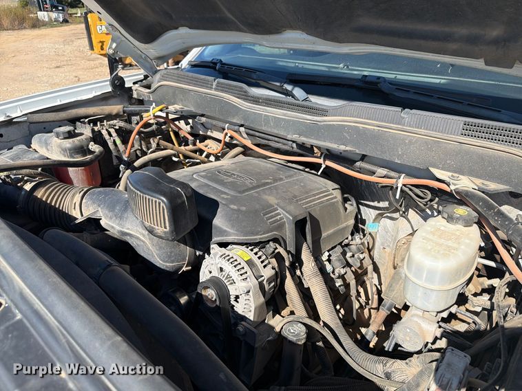 image for item EI7773 2016 Chevrolet Silverado 3500HD Crew Cab utility bed pickup truck