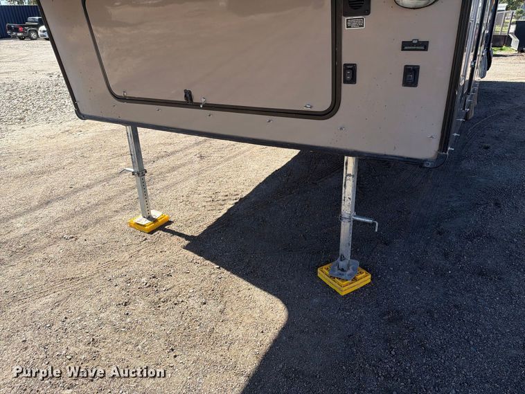 image for item EI7801 2014 Forest River Chaparral camper