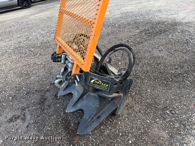 image for item EI7802 Arteer skid steer winch